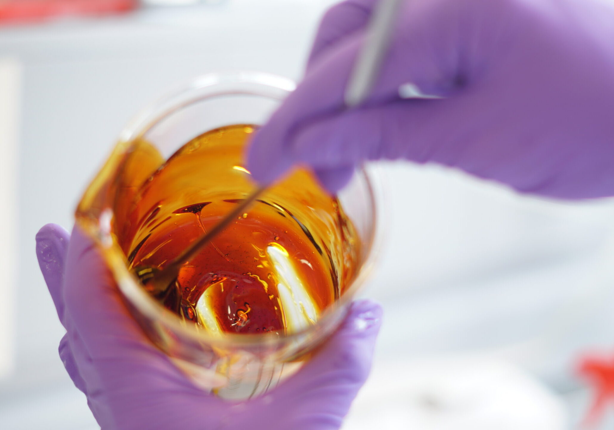 Biobased adhesive resin - Michelin ResiCare